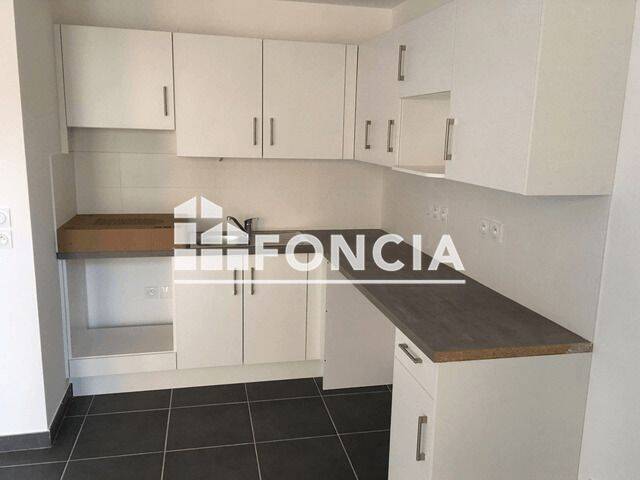 Appartement 1 pièce 28 m² · à La Madeleine · 28,3 m² · 585 €/mois