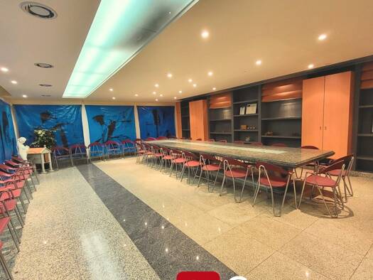 Entrepôt à vendre 2 500 000 € 1 918 m² d'espace de stockage Argenteuil 95100