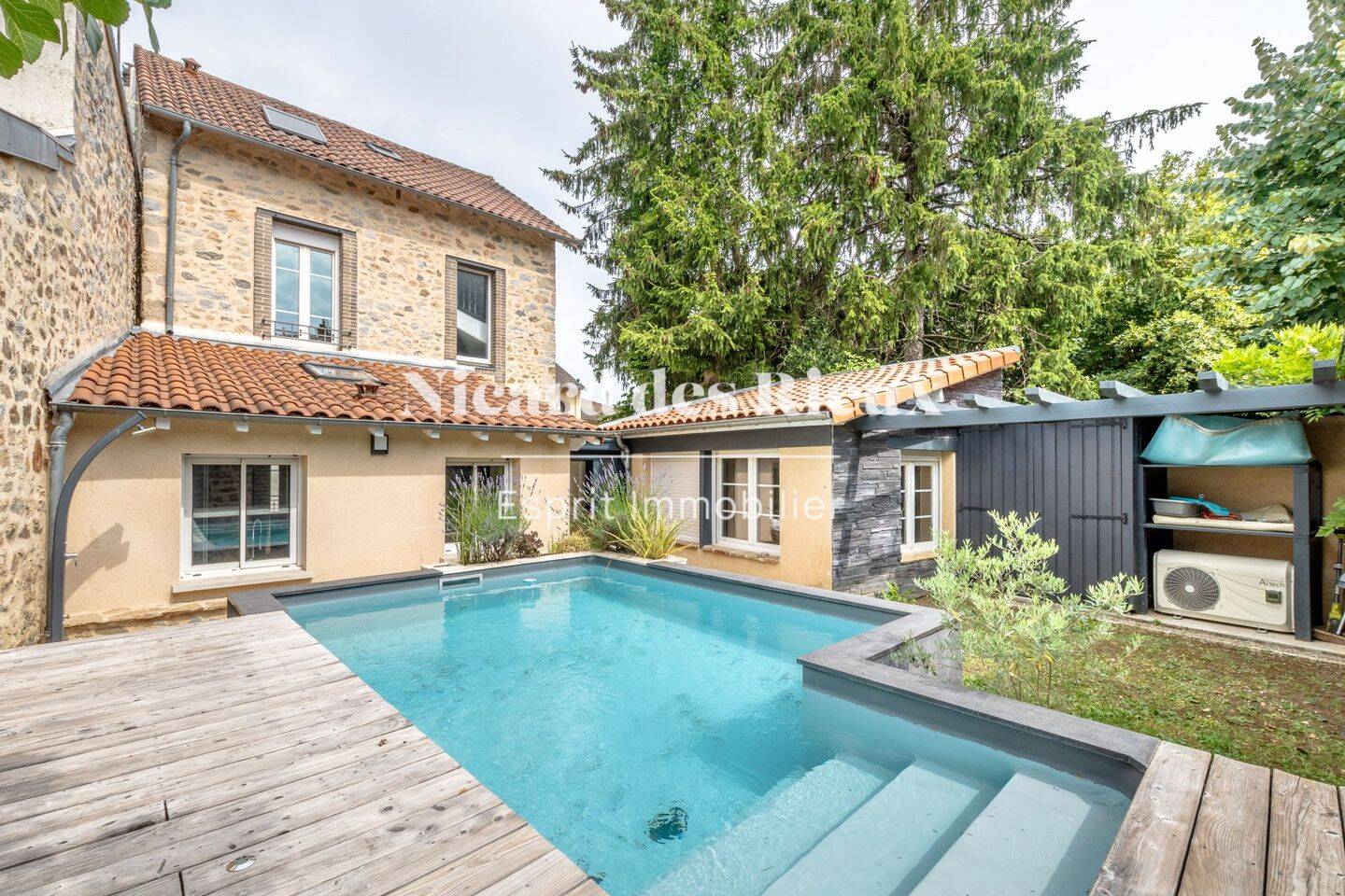 Maison 7 pièces 168 m² · à Limoges · 168,4 m² · 460 000 €