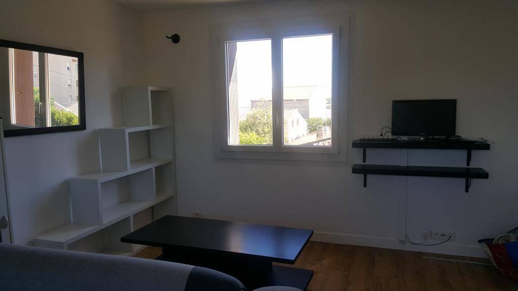 Appartement 1 pièce 28 m² · à Nîmes · 28 m² · 480 €