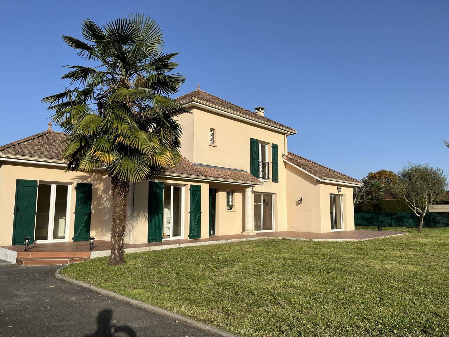 Maison 8 pièces 143 m² · à Idron · 143 m² · 458 750 €