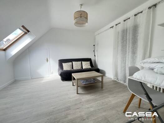 Appartement à louer 509 € 1 pièce 32,8 m² Étage 5/5 Quimper 29000