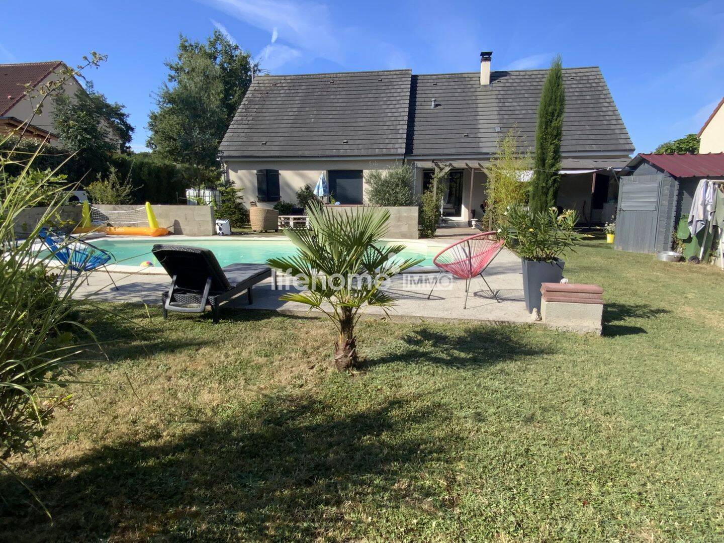 Maison 5 pièces 151 m² · à Saint-Loup · 151 m² · 239 900 €