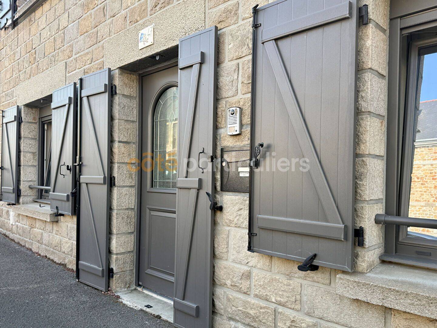 Maison 7 pièces 131 m² · à Pontorson · 131 m² · 365 750 €