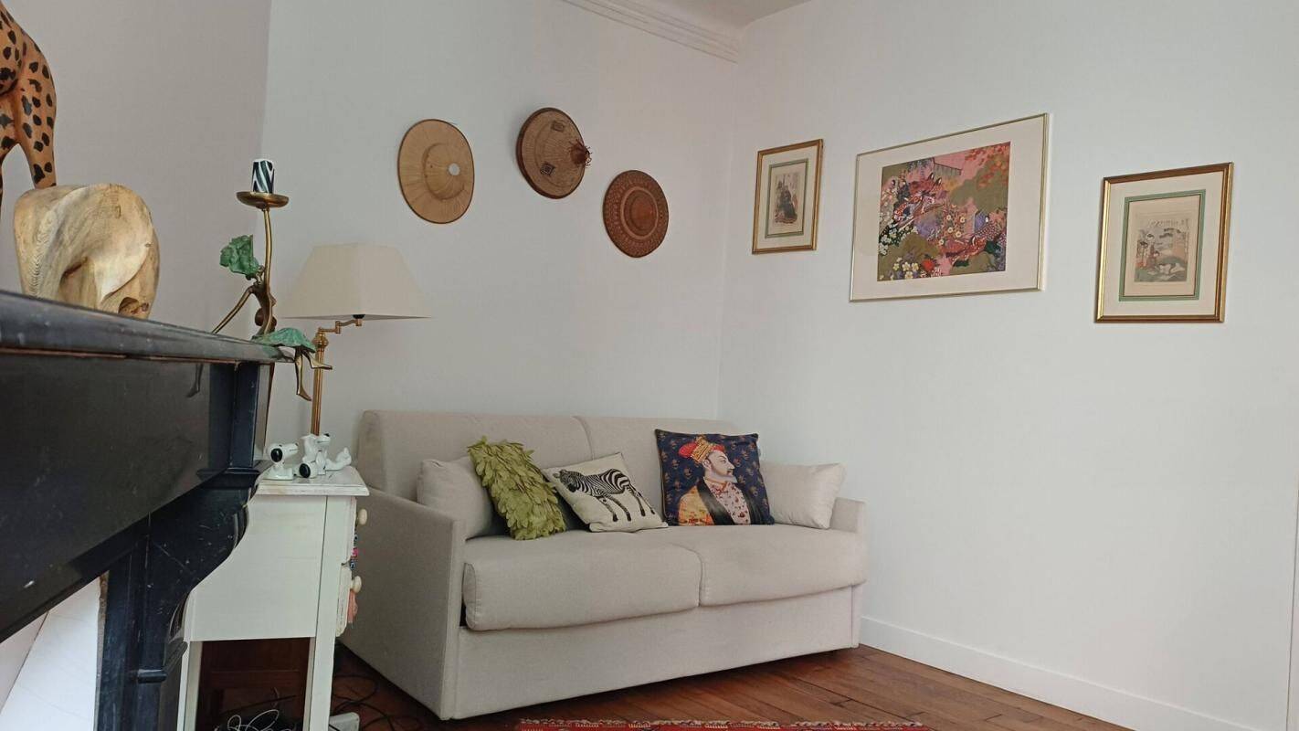 Appartement 3 pièces 50 m² · à Paris 10ème Arrondissement · 50,3 m² · 490 000 €