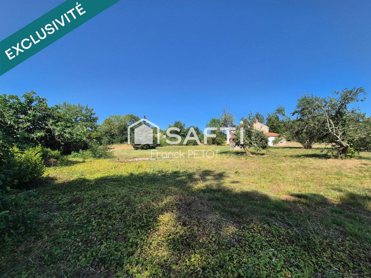 Terrain de 496 m² à Saint-Cyr-en-Talmondais - photo 2
