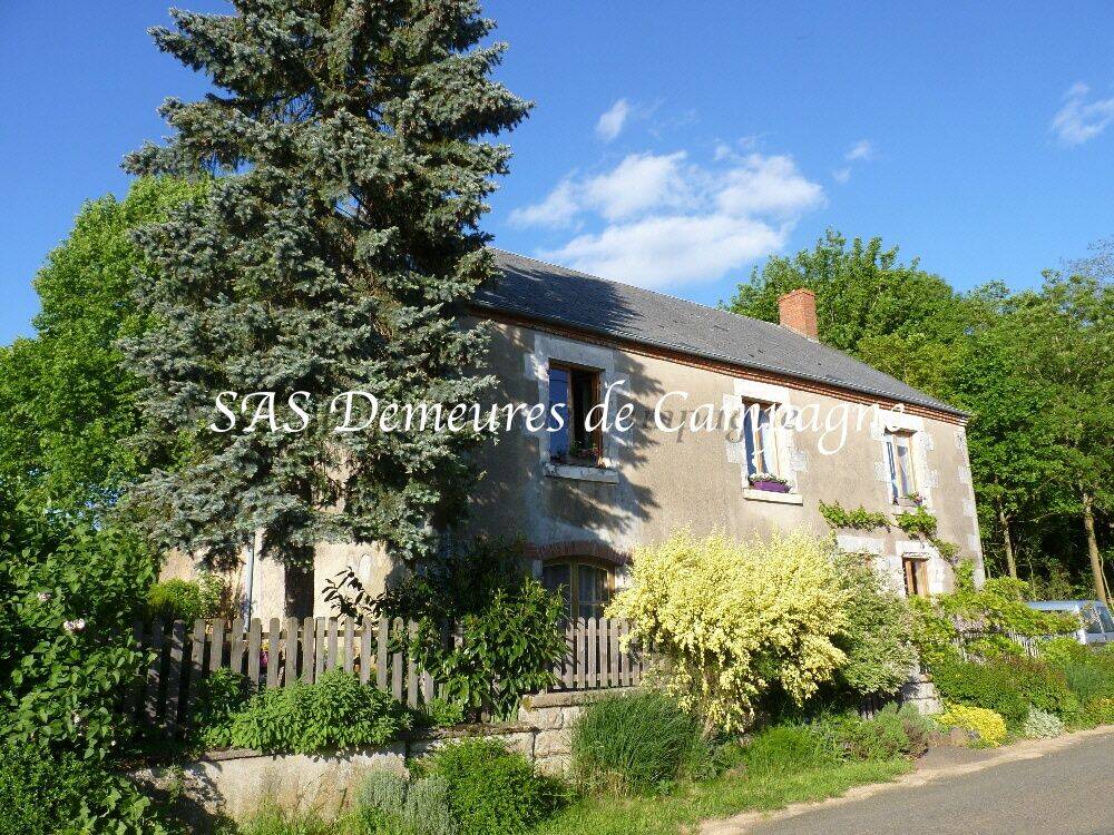 Maison 6 pièces 155 m² · à Sens-Beaujeu · 155 m² · 99 000 €