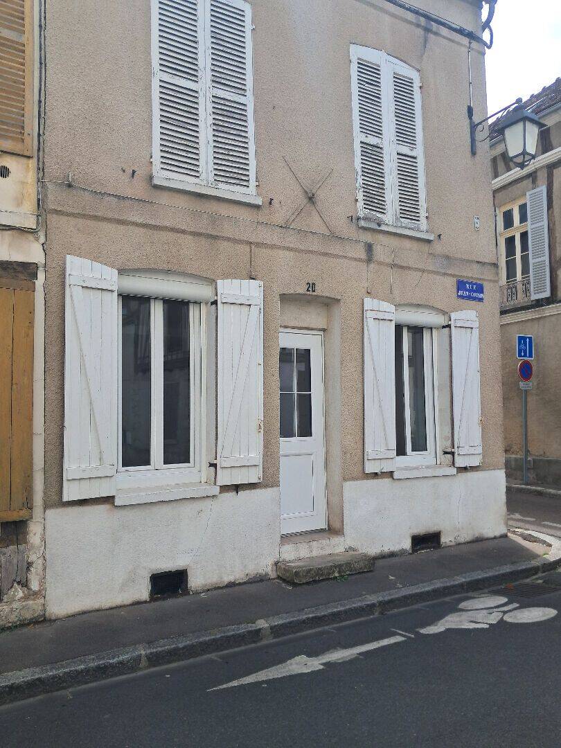 Appartement 2 pièces 38 m² · à Sens · 38,3 m² · 76 000 €
