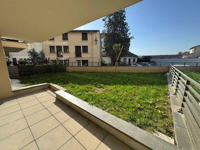 Appartement 2 pièces 54 m² · à Montrond-les-Bains · 53,8 m² · 720 €/mois