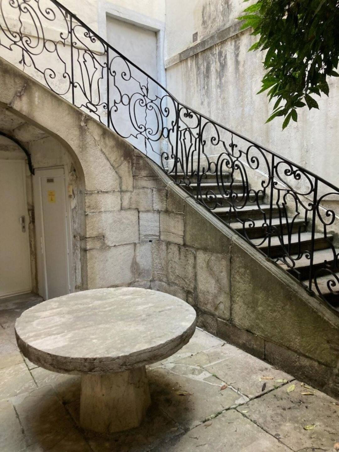 Appartement 5 pièces 100 m² · à Lons-le-Saunier · 100 m² · 160 000 €