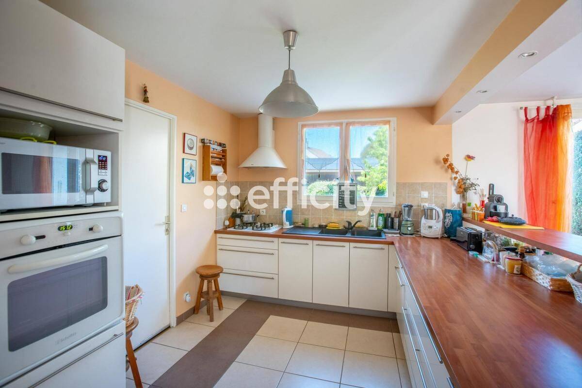 Maison 5 pièces 93 m² · à Courdimanche · 93 m² · 333 000 €