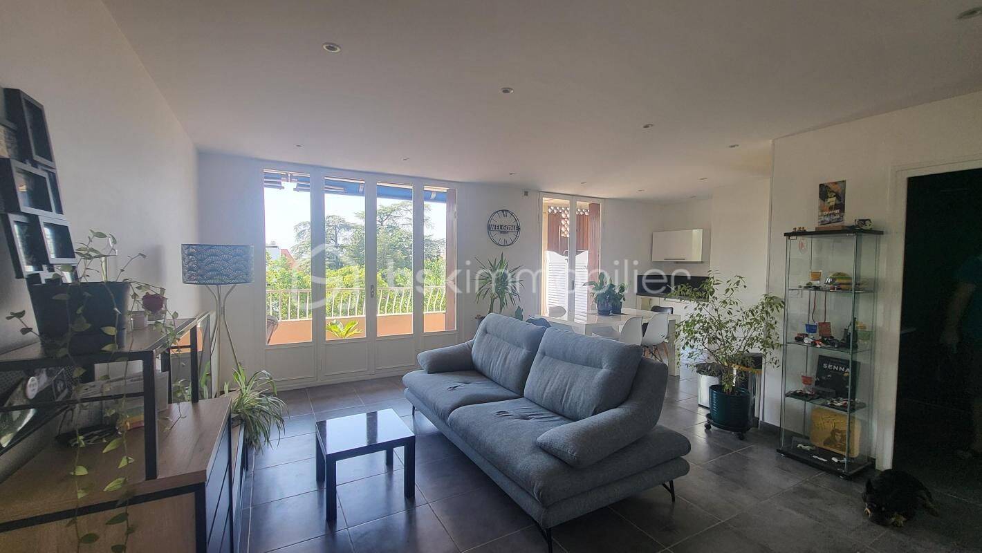 Appartement 2 pièces 52 m² · à Romans-sur-Isère · 52 m² · 120 000 €