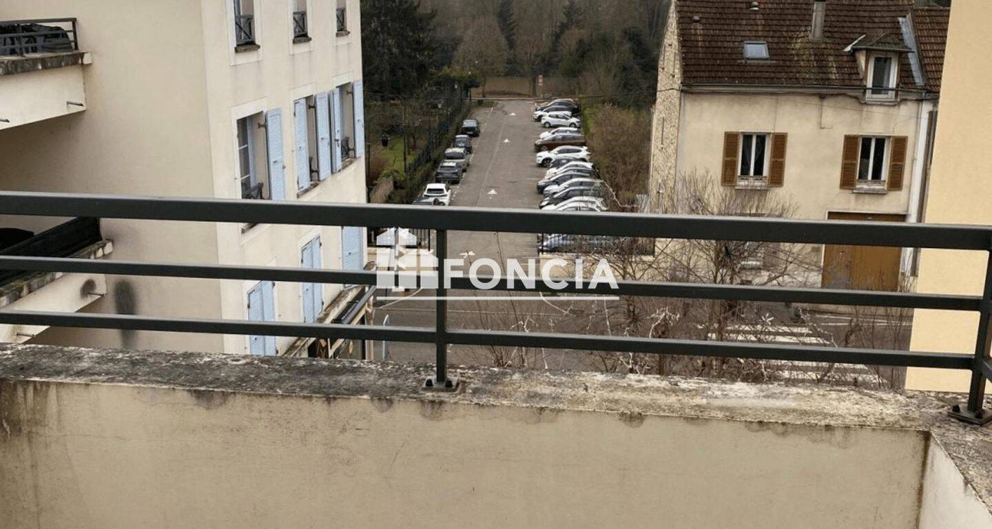 Appartement 3 pièces 73 m² · à Vaux-sur-Seine · 73,4 m² · 1 100 €