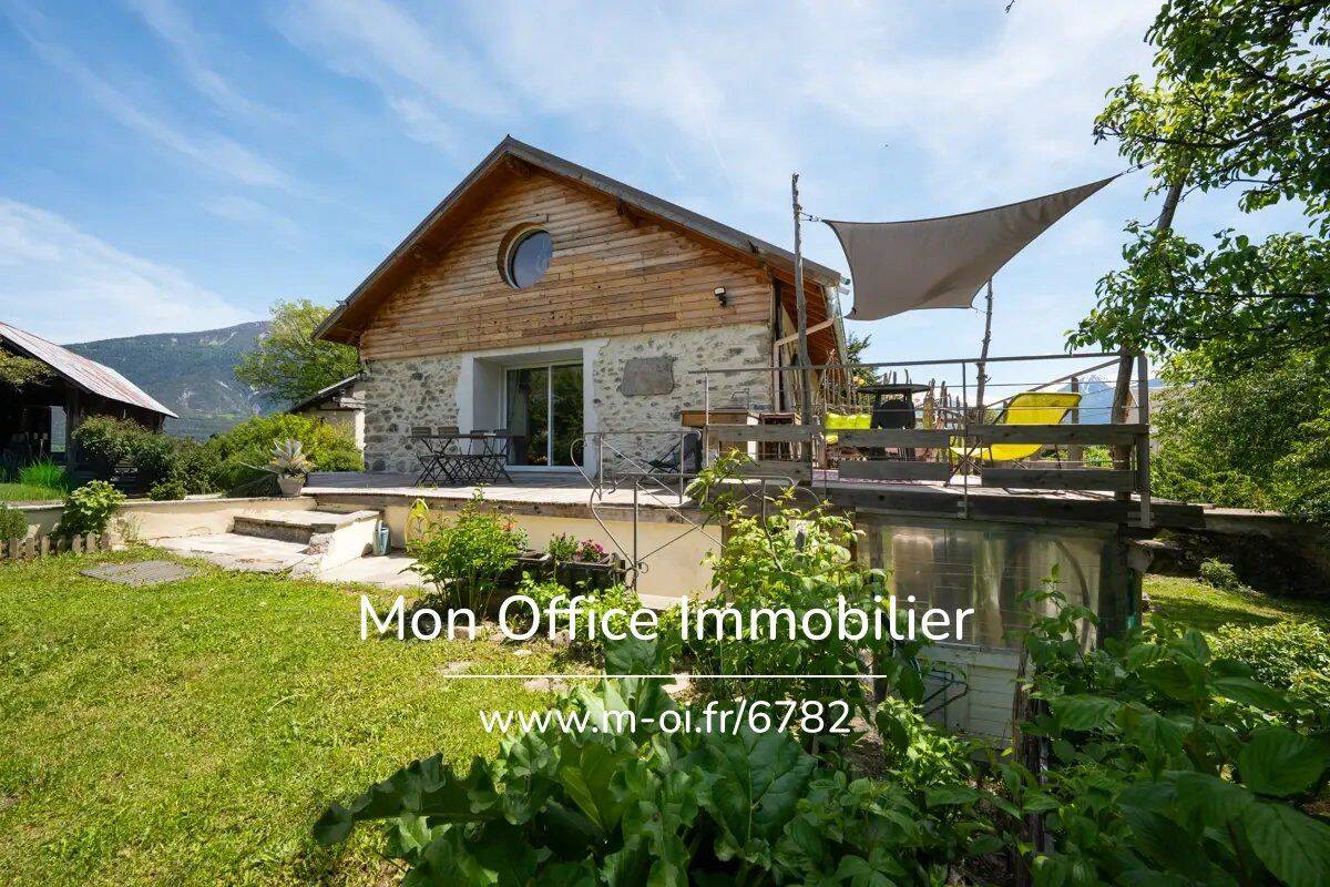 Maison 5 pièces 165 m² · à Embrun · 165 m² · 435 000 €