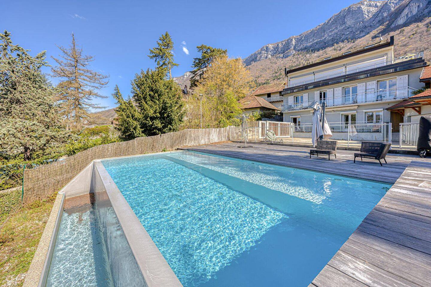 Appartement 3 pièces 81 m² · à Veyrier-du-Lac · 81,4 m² · 840 000 €