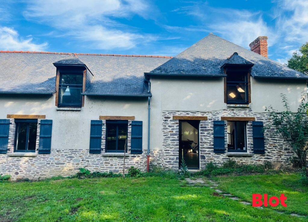 Maison 6 pièces 174 m² · à Saint-Erblon · 174,5 m² · 359 900 €