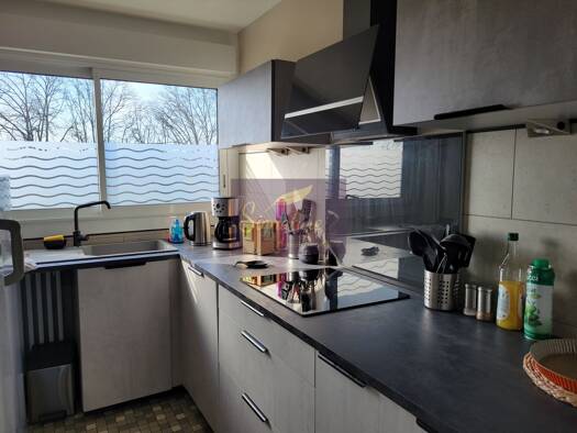 Appartement à vendre 71 200 € 4 pièces 3 chambres 83 m² Étage 1/4 Alençon 61000