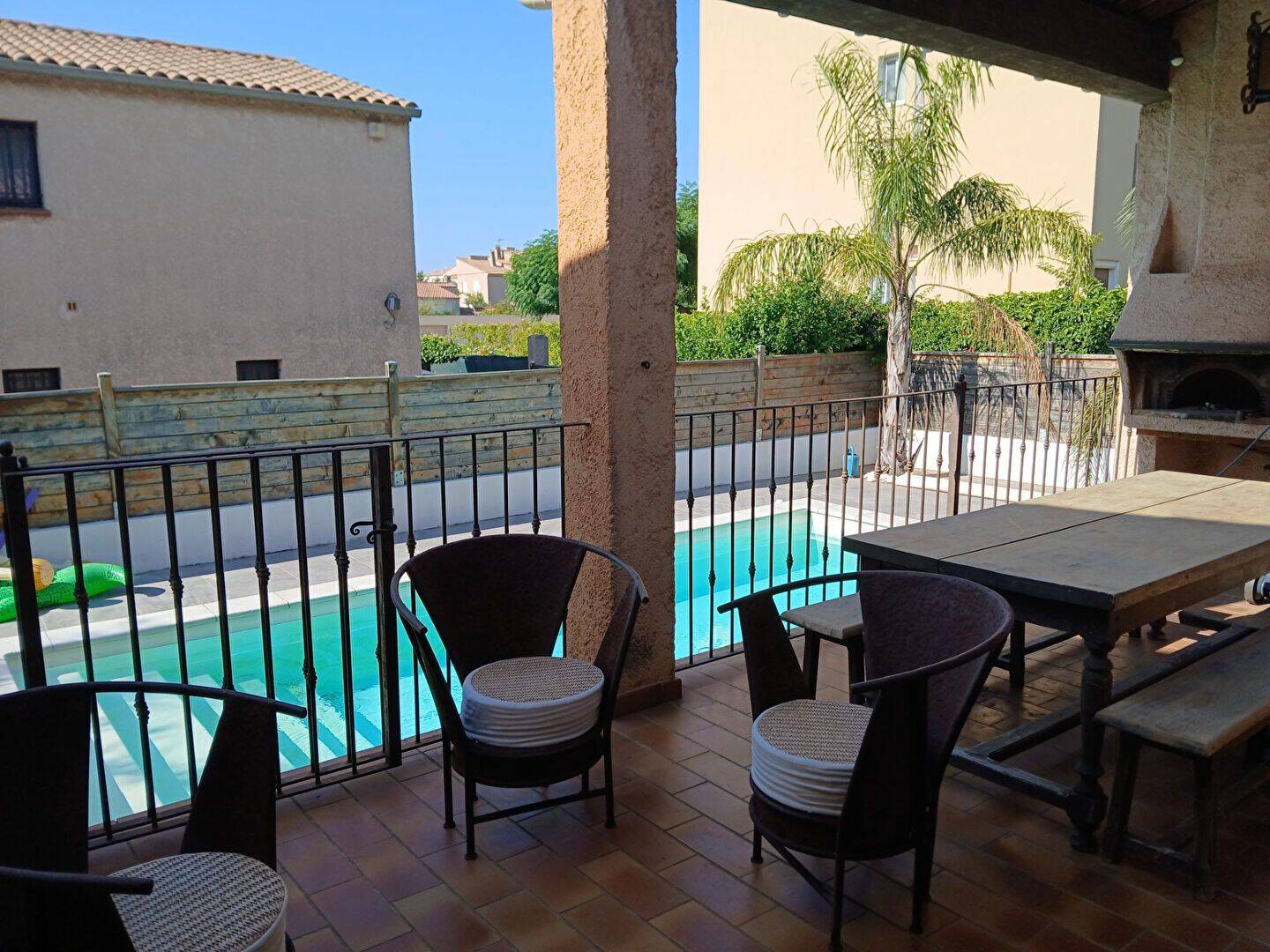 Maison 8 pièces 154 m² · à La Valette-du-Var · 154,4 m² · 2 600 €/mois