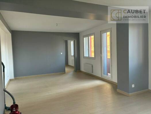 Appartement à louer 630 € 3 pièces 2 chambres 65 m² 2ème étage Gespe-Courteboule Tarbes 65000