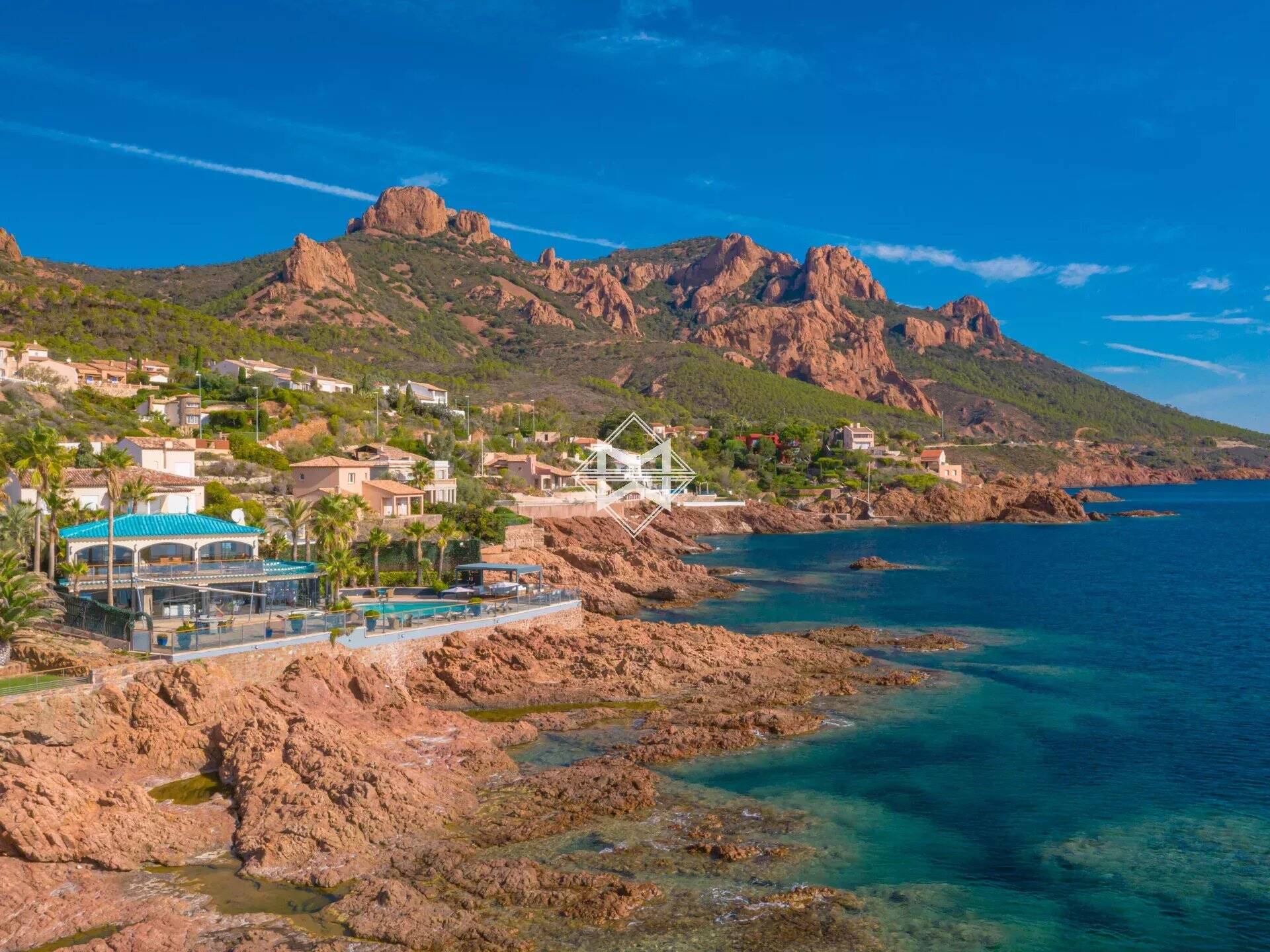 Maison 4 pièces 224 m² · à Saint-Raphaël · 224 m² · 4 900 000 €
