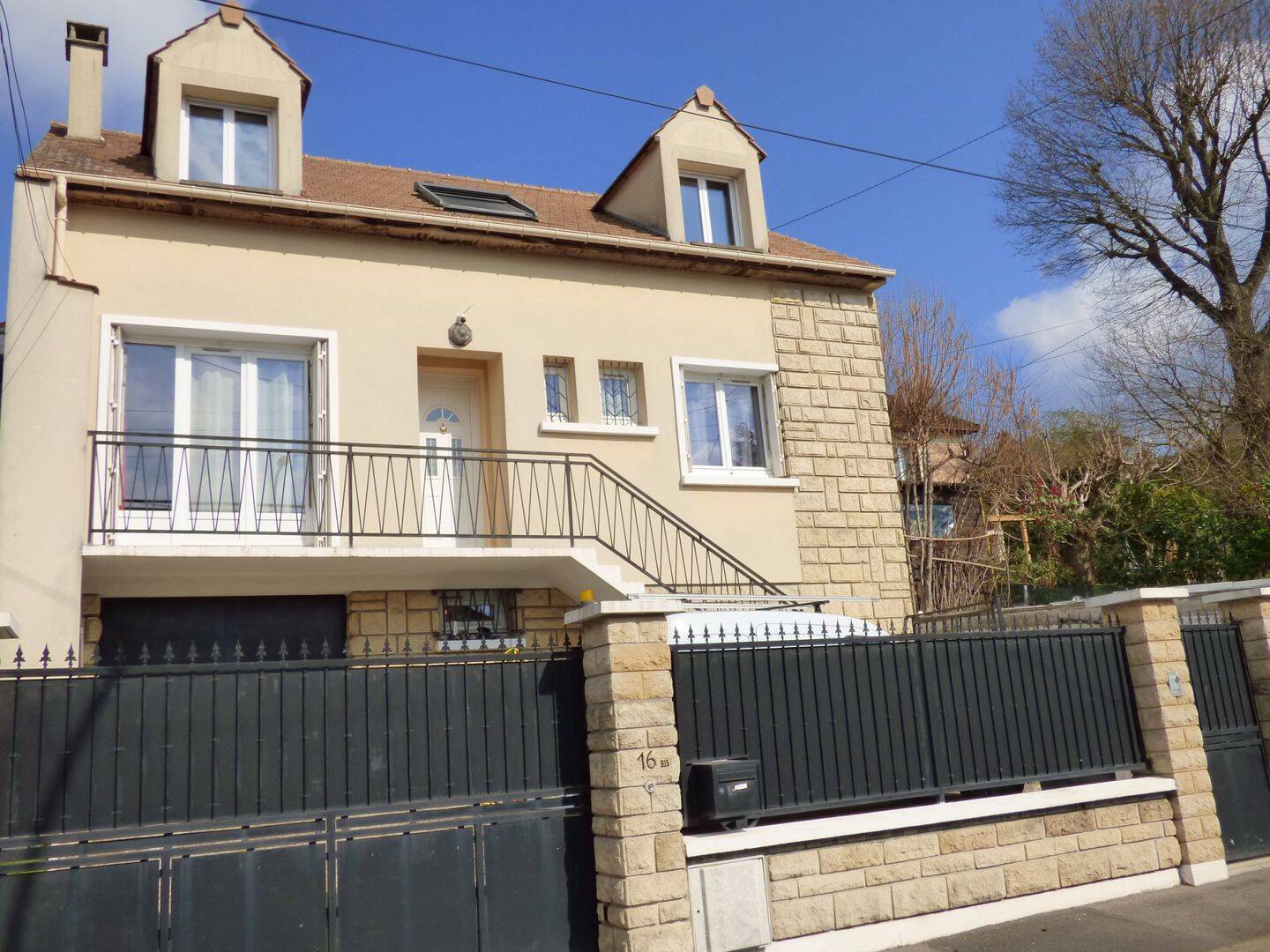 Maison 6 pièces 105 m² · à Argenteuil · 105 m² · 367 000 €
