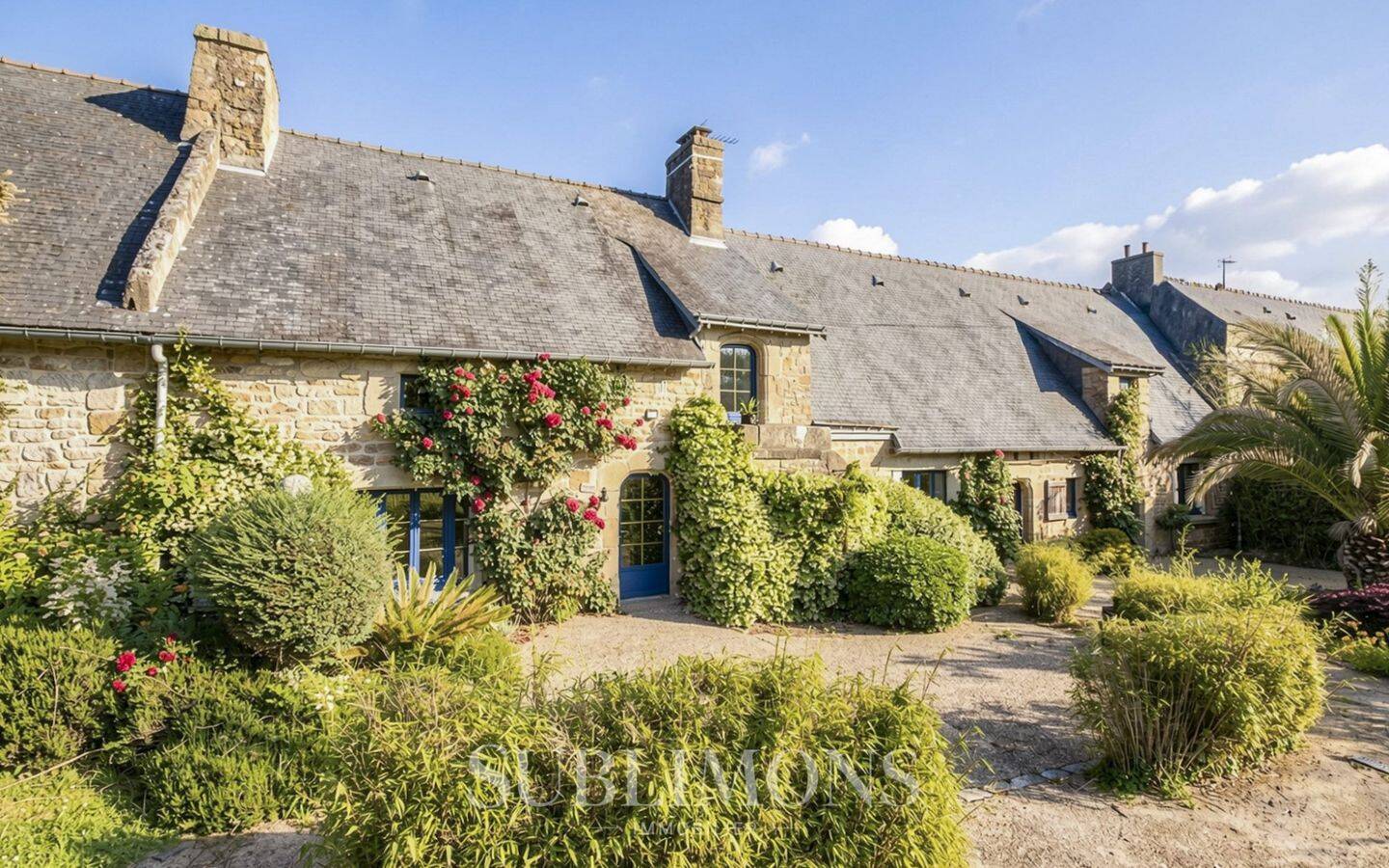 Maison 15 pièces 423 m² · à Kervignac · 423 m² · 1 165 000 €
