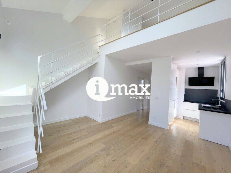 Appartement 3 pièces 57 m² · à Courbevoie · 57 m² · 1 800 €