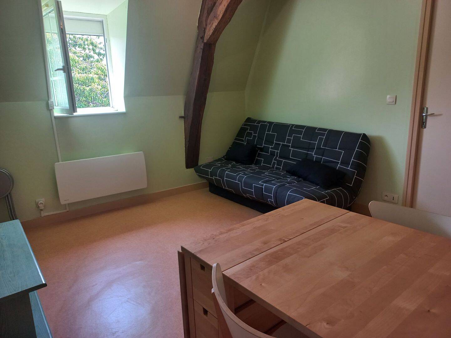 Appartement 2 pièces 32 m² · à Cosne-Cours-sur-Loire · 32 m² · 470 €/mois