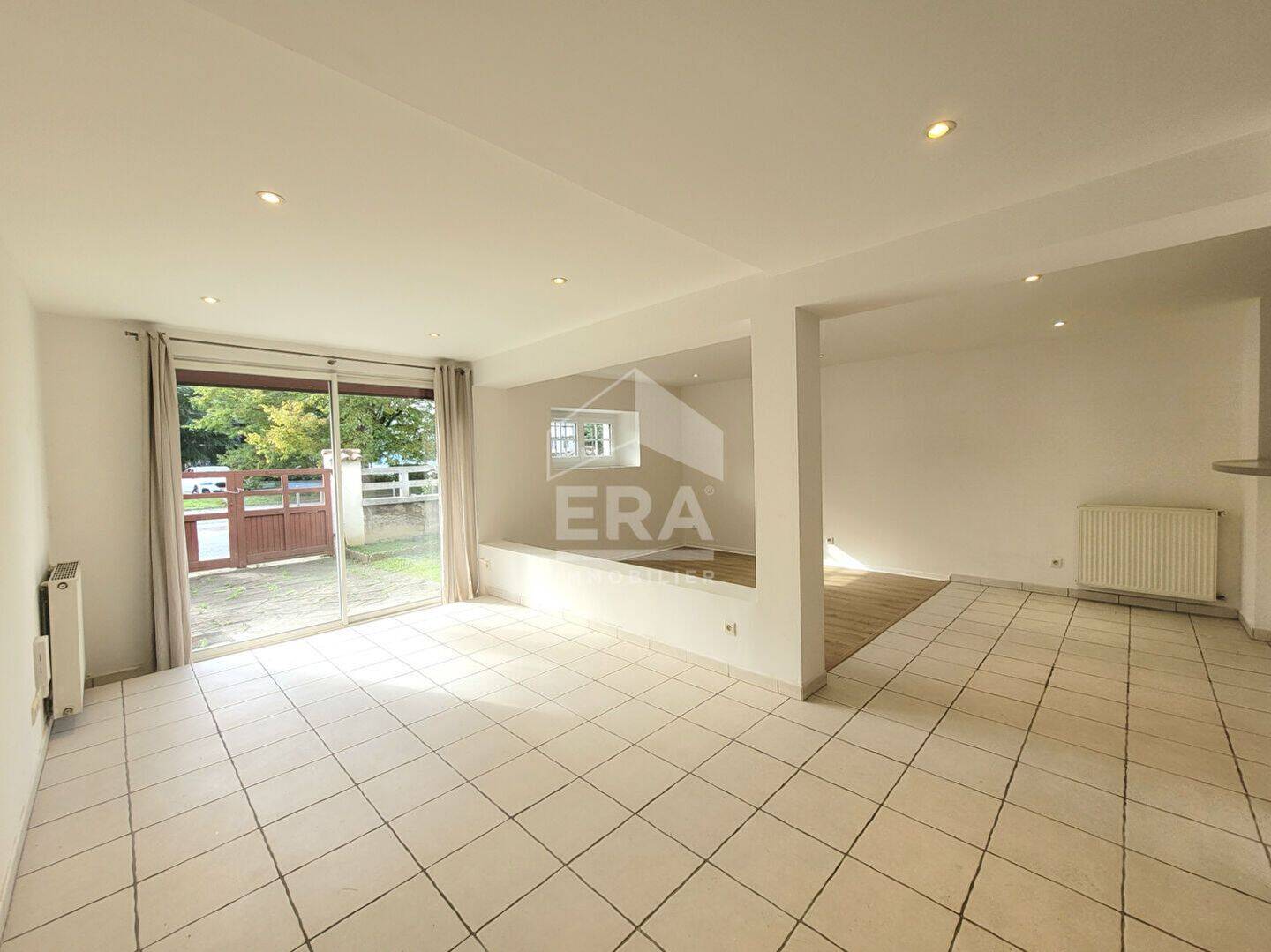 Appartement 3 pièces 90 m² · à Pau · 90 m² · 990 €/mois
