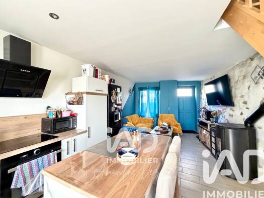 Maison de ville à vendre 159 000 € 3 pièces 2 chambres 50 m² 179 m² de terrain Viels-Maisons 02540