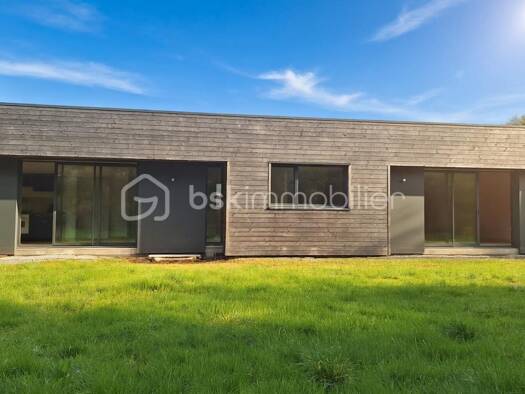 Maison de plain-pied à vendre 189 500 € 5 pièces 3 chambres 130 m² 1 500 m² de terrain Quistinic 56310