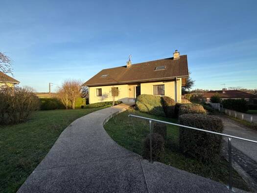 Maison à vendre 245 000 € 5 pièces 4 chambres 127 m² 1 334 m² de terrain Foucherans 39100