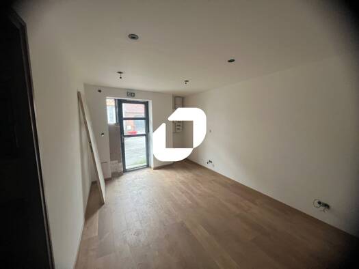 Espace bureau à louer 1 200 € 70 m² de bureaux divisible de 70 m² à 70 m² Centre Ville Sud Denain 59220