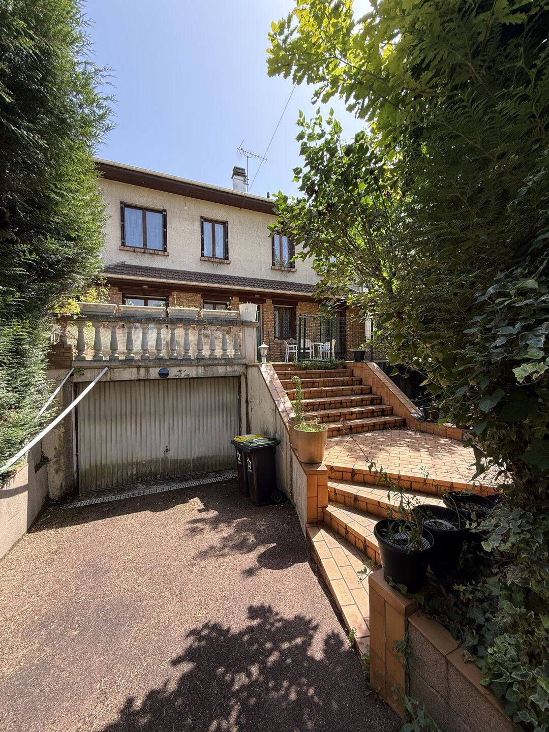 Maison 4 pièces 75 m² · à Le Blanc-Mesnil · 75 m² · 315 000 €