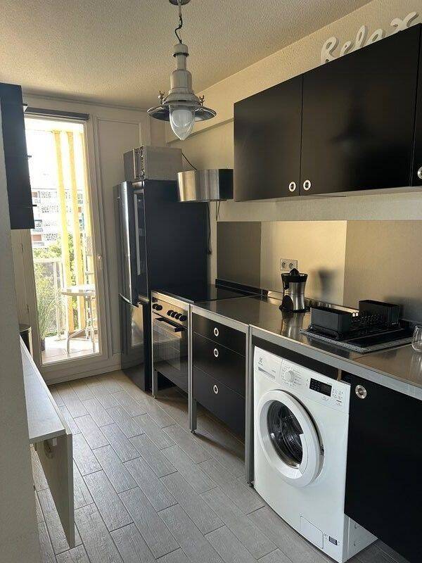 Appartement 3 pièces 55 m² · à Marseille 10ème Arrondissement · 55 m² · 1 050 €