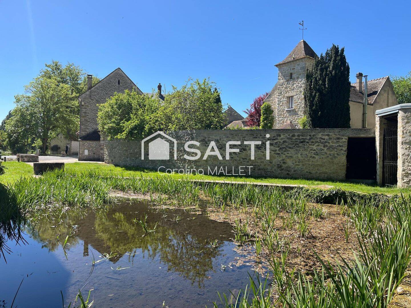 Maison 8 pièces 240 m² · à Seraincourt · 240 m² · 598 000 €