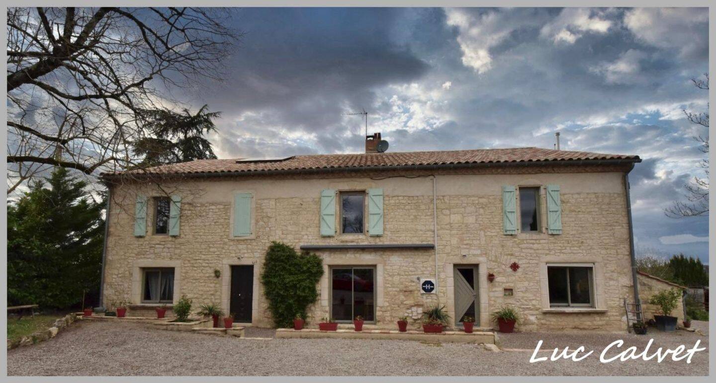 Maison 9 pièces 325 m² · à Cahuzac-sur-Vère · 325 m² · 615 000 €