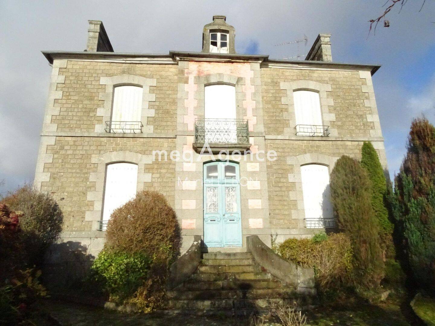 Maison 9 pièces 205 m² · à Louvigné-du-Désert · 205 m² · 249 000 €
