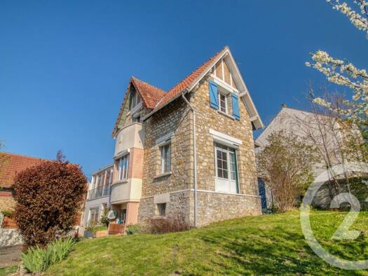 Maison à vendre 518 000 € 8 pièces 4 chambres 138,6 m² 760 m² de terrain La Chataigneraie Saint-Leu-la-Forêt 95320