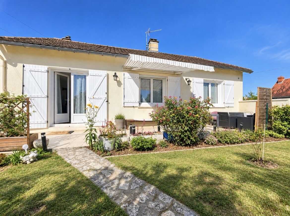 Maison 3 pièces 92 m² · à Châtellerault · 92 m² · 137 000 €