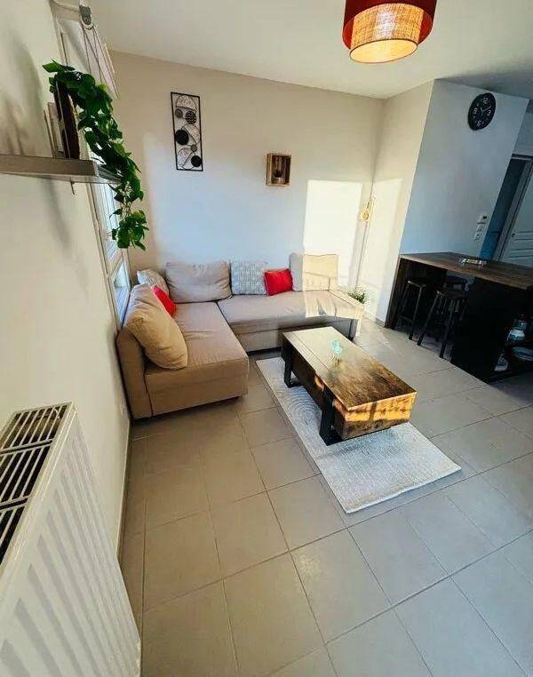 Appartement 2 pièces 43 m² · à Tours · 43 m² · 890 €