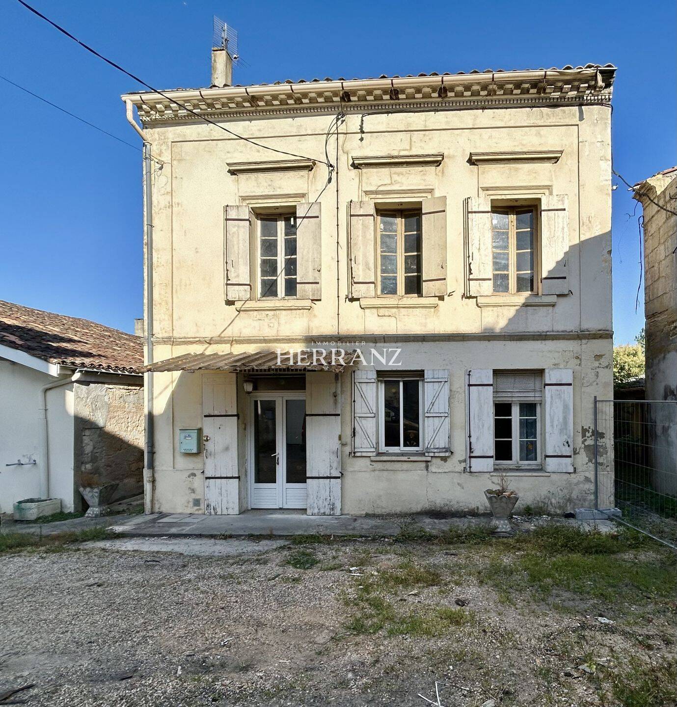 Maison 5 pièces 108 m² · à Saint-Denis-de-Pile · 108 m² · 91 000 €