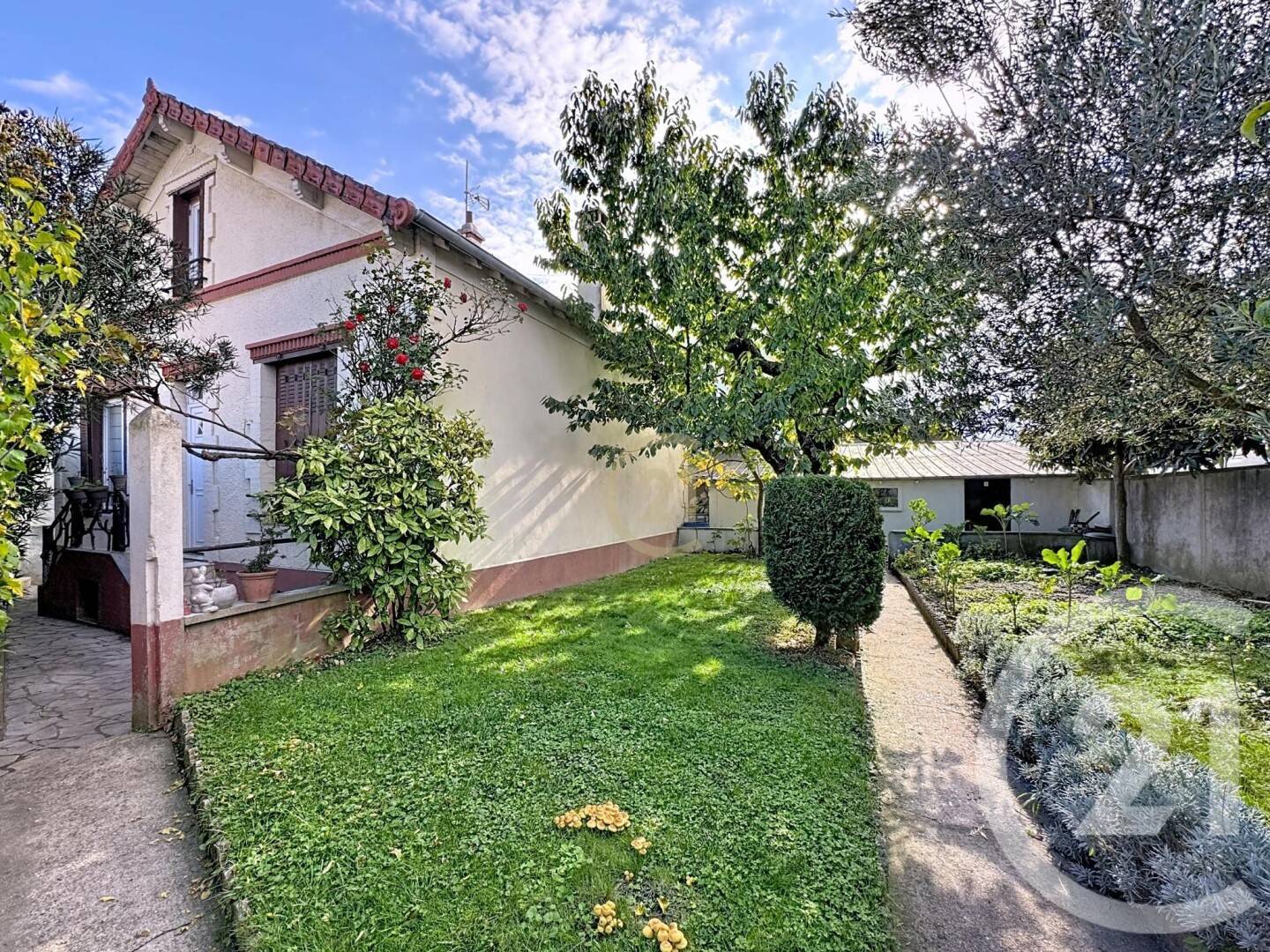 Maison 5 pièces 94 m² · à Drancy · 94,1 m² · 369 000 €