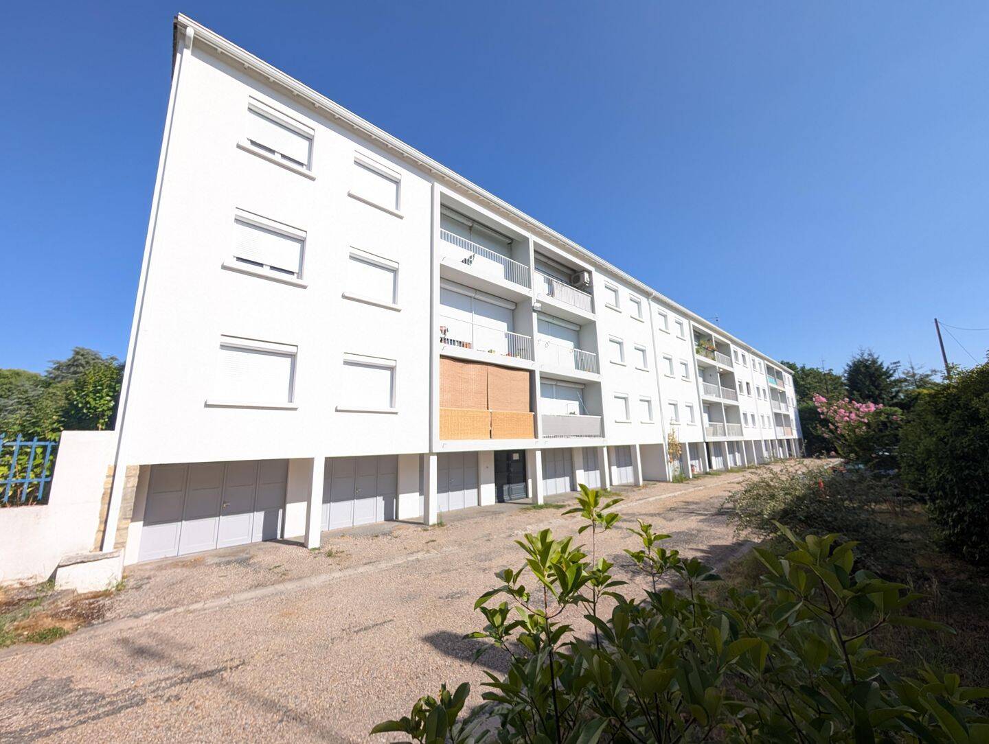 Appartement 4 pièces 65 m² · à Bergerac · 64,7 m² · 65 000 €