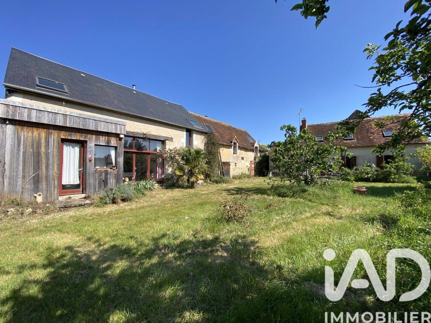 Maison 10 pièces 256 m² · à Saint-Hippolyte · 256 m² · 313 000 €