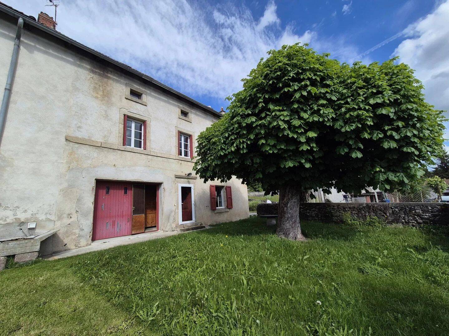 Maison 6 pièces 132 m² · à Arsac-en-Velay · 132 m² · 184 000 €