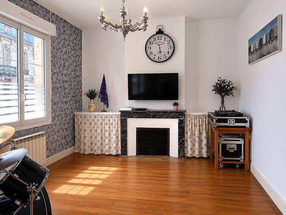 Maison 5 pièces 114 m² · à Pauillac · 114 m² · 164 000 €