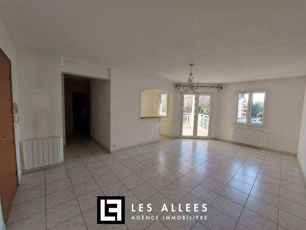 Appartement 2 pièces 54 m² · à Montélimar · 54,1 m² · 697 €/mois