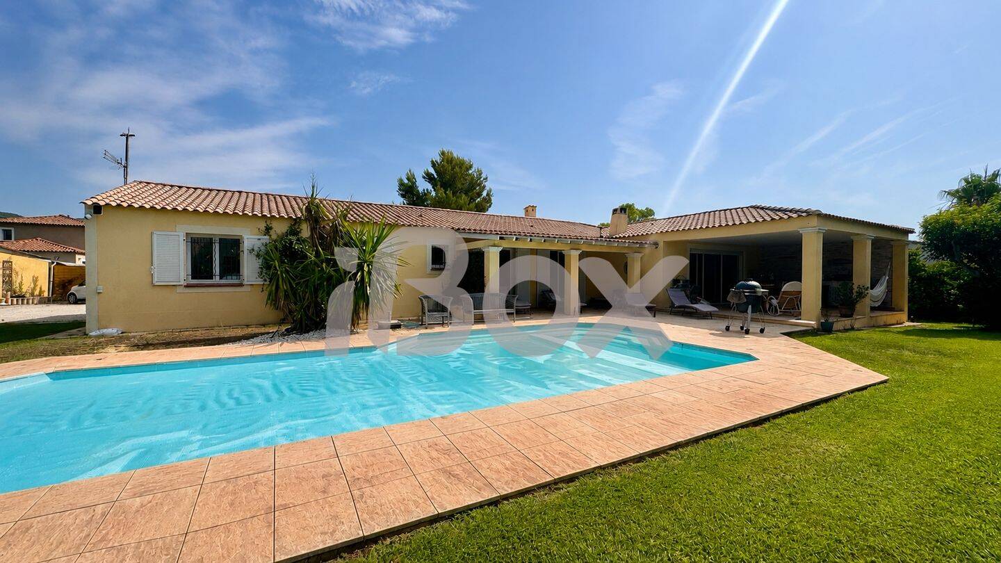 Maison 7 pièces 192 m² · à Solliès-Pont · 192,5 m² · 884 000 €