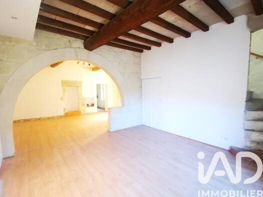 Appartement à vendre 265 000 € 5 pièces 2 chambres 107 m² 2ème étage Gallargues-le-Montueux 30660